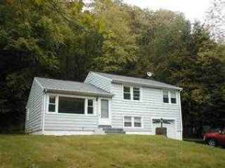 Foreclosed Home - 410 HATTERTOWN RD, 06468