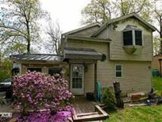 Foreclosed Home - 220 CROSS HILL RD, 06468