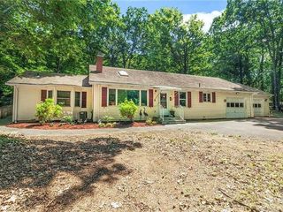 Foreclosed Home - 163 GOOD HILL RD, 06478
