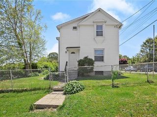 Foreclosed Home - 18 MONTGOMERY ST, 06484