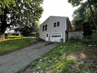 Foreclosed Home - 267 RIVER RD, 06484