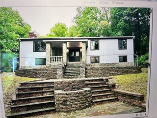 Foreclosed Home - 568 CHESTNUT TREE HILL RD, 06488