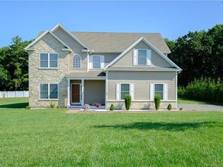 Foreclosed Home - 119 N RIDGE CT, 06489