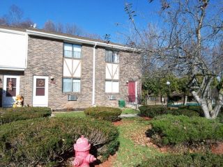 Foreclosed Home - 112 N TURNPIKE RD APT A, 06492