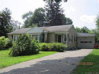Foreclosed Home - 43 HILL AVE, 06492
