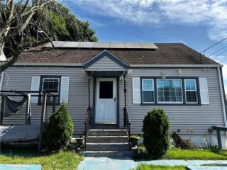 Foreclosed Home - 139 FAIRVIEW AVENUE EXT, 06606