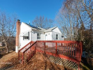 Foreclosed Home - 112 Glenvale Terrace, 06610