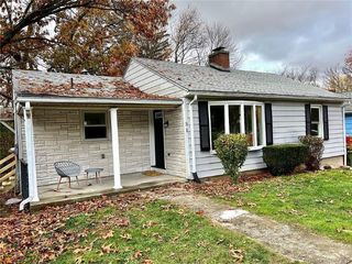 Foreclosed Home - 31 GLENBROOK AVE, 06705