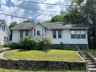Foreclosed Home - 32 HAYES AVE, 06705