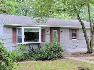 Foreclosed Home - 38 HILLSIDE DR, 06716