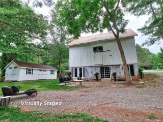 Foreclosed Home - 883 HICKORY HILL RD, 06787