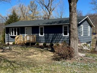 Foreclosed Home - 25 ATWOOD RD, 06798