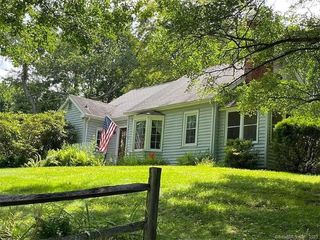 Foreclosed Home - 47 WESTWOOD RD, 06798