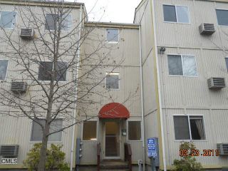 Foreclosed Home - 14 NEWTOWN RD UNIT B18, 06810
