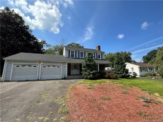Foreclosed Home - 41 FIELDCREST RD, 06825