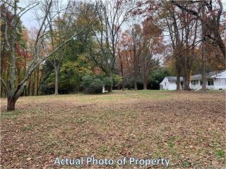 Foreclosed Home - 60 CUTLER RD, 06831