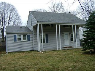 Foreclosed Home - 2 BARTLETT AVE, 06850
