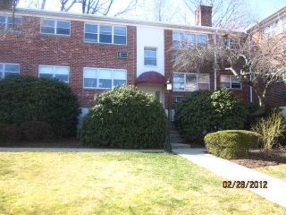 Foreclosed Home - 11 Bedford Ave, 06850