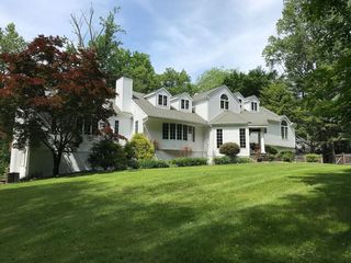 Foreclosed Home - 41 BURR FARMS RD, 06880