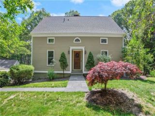 Foreclosed Home - 17 MIDDLEBROOK POND RD, 06896