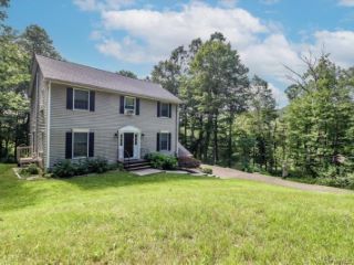Foreclosed Home - 32 LIMEKILN RD, 06896