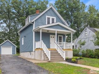 Foreclosed Home - 332 DEMOREST AVE, 07001