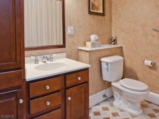 Foreclosed Home - List 100460788