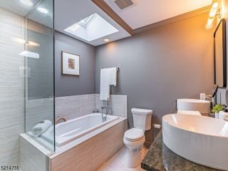 Foreclosed Home - List 100660569
