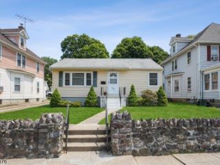 Foreclosed Home - List 100784440