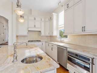 Foreclosed Home - List 100716218