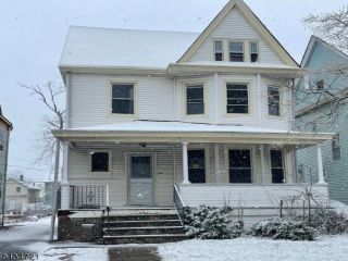 Foreclosed Home - 40 SANFORD ST, 07018