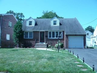 Foreclosed Home - 2111 N WOOD AVE, 07036