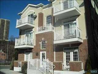 Foreclosed Home - 7706 MARINE RD APT 106, 07047
