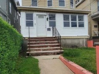 Foreclosed Home - 352 JACKSON ST, 07050