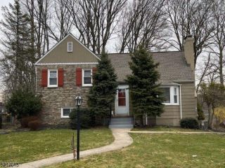 Foreclosed Home - 1217 LAKEVIEW TER, 07060