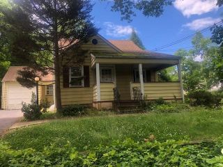 Foreclosed Home - 158 Russell Ave, 07065