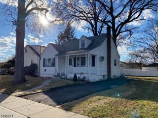 Foreclosed Home - 542 MADISON AVE, 07065