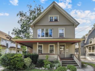 Foreclosed Home - 17 W PIERREPONT AVE, 07070
