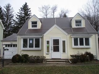 Foreclosed Home - 1097 CRANBROOK RD, 07083
