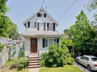 Foreclosed Home - 967 W CHESTNUT ST, 07083