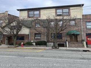 Foreclosed Home - 581 GREGORY AVE # 583, 07086