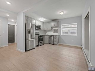 Foreclosed Home - List 100627332