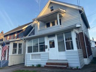 Foreclosed Home - 149 Grove Ave, 07095
