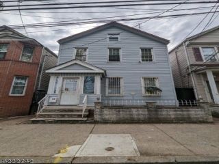 Foreclosed Home - 34 DURYEA ST, 07103