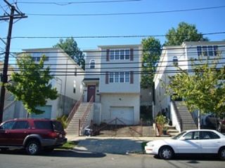 Foreclosed Home - 54 CHESTER AVE, 07104