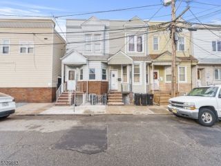Foreclosed Home - 6 WARWICK ST, 07105