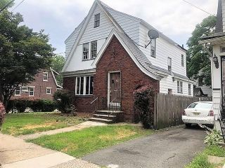 Foreclosed Home - 124 126 Ivy St, 07106