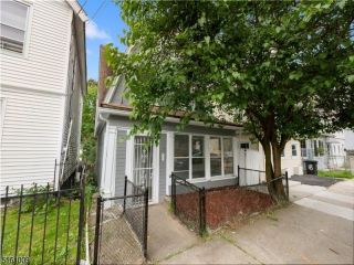 Foreclosed Home - 20 PALM ST, 07106