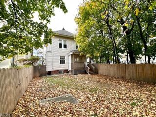 Foreclosed Home - 68 SAINT PAUL AVE, 07106