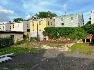 Foreclosed Home - 154 COLUMBIA AVE, 07106
